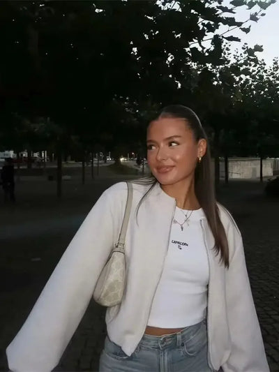 Clara | Elegante Bomberjacke für Frauen Herbst 3