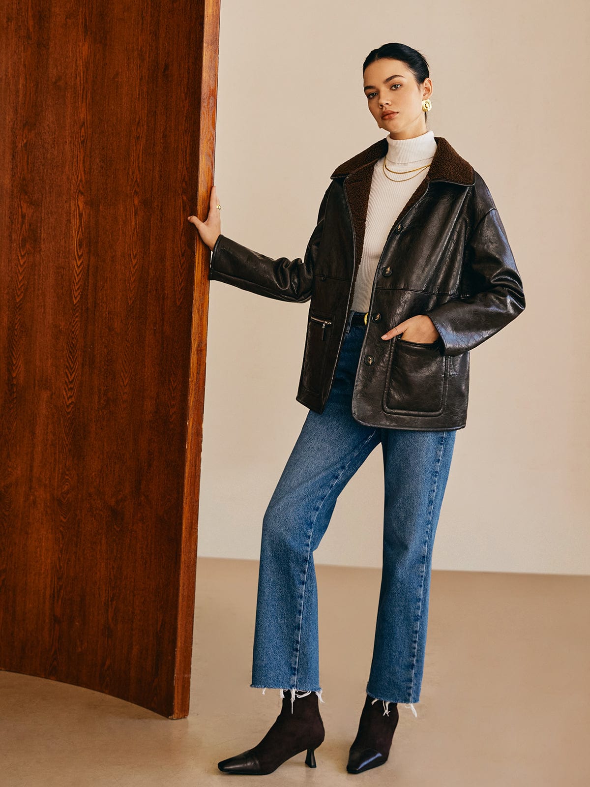 Sofia | Elegante Lederjacke für Damen Schwarz Teddy-Futter 3