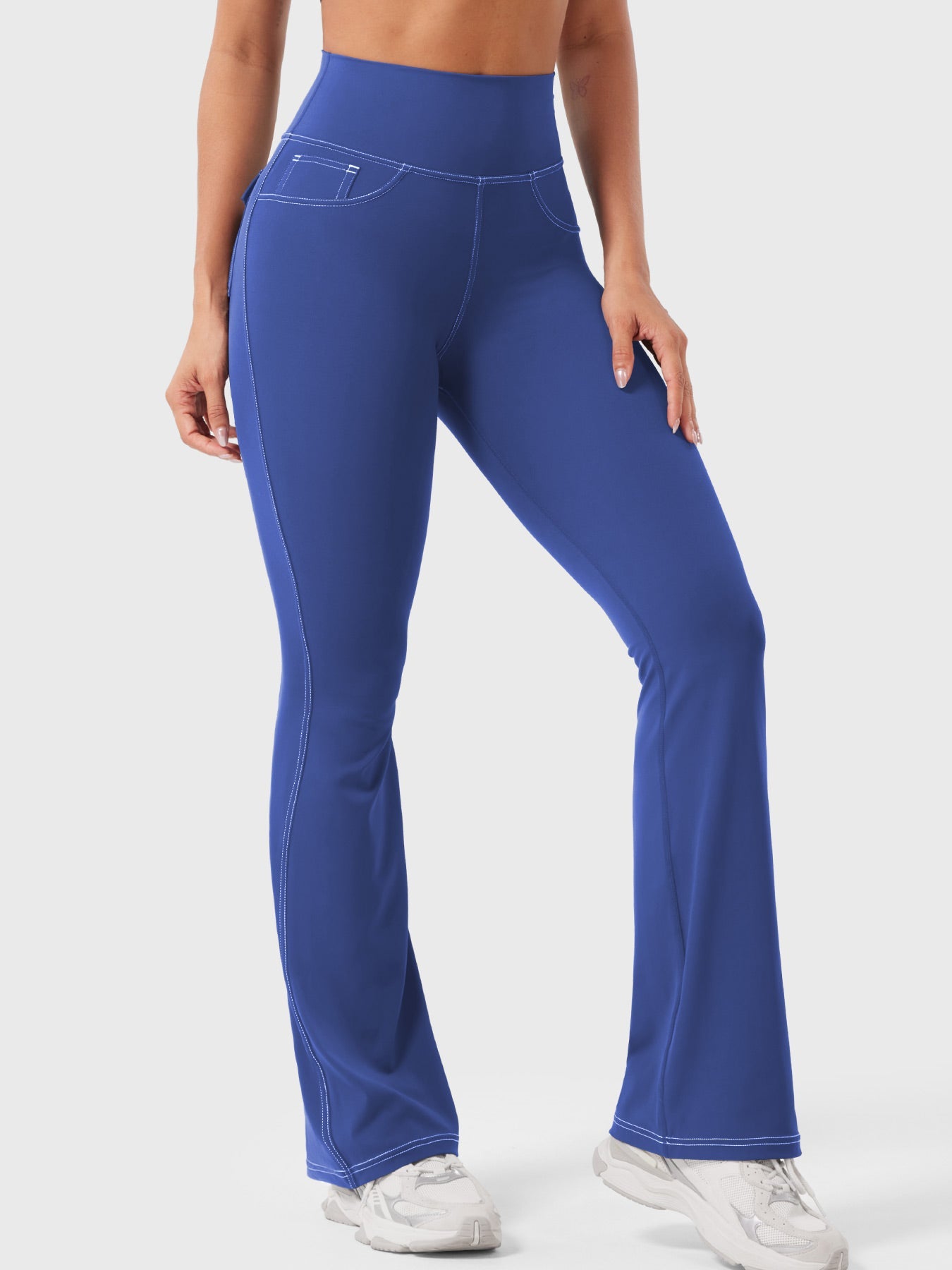 Veltor | Flexibles Flared-Leggings für Damen Sommer 1