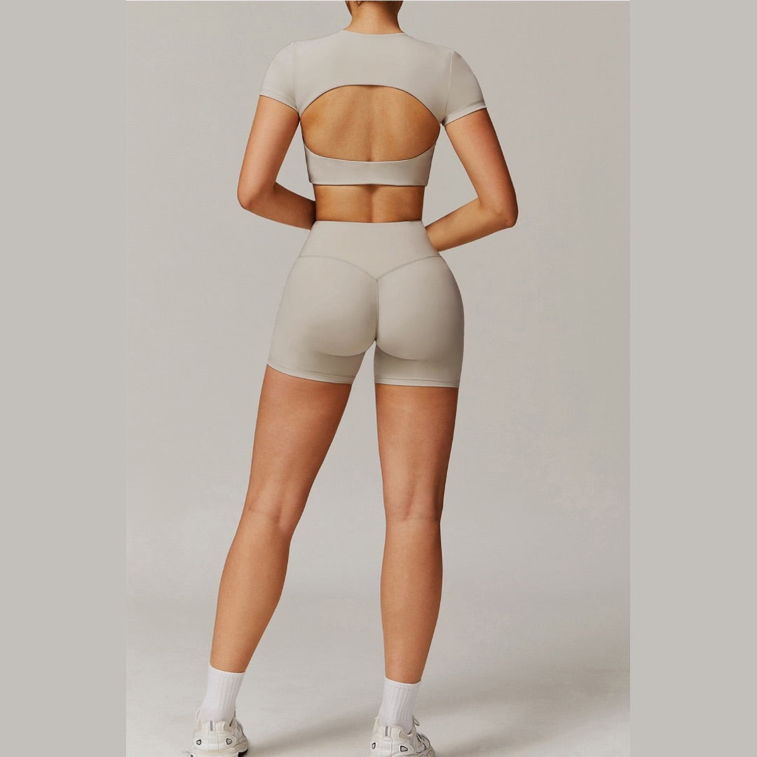 Veltra | Atmungsaktives Kurzarm-Top-Short-Set für Damen Sommer 3