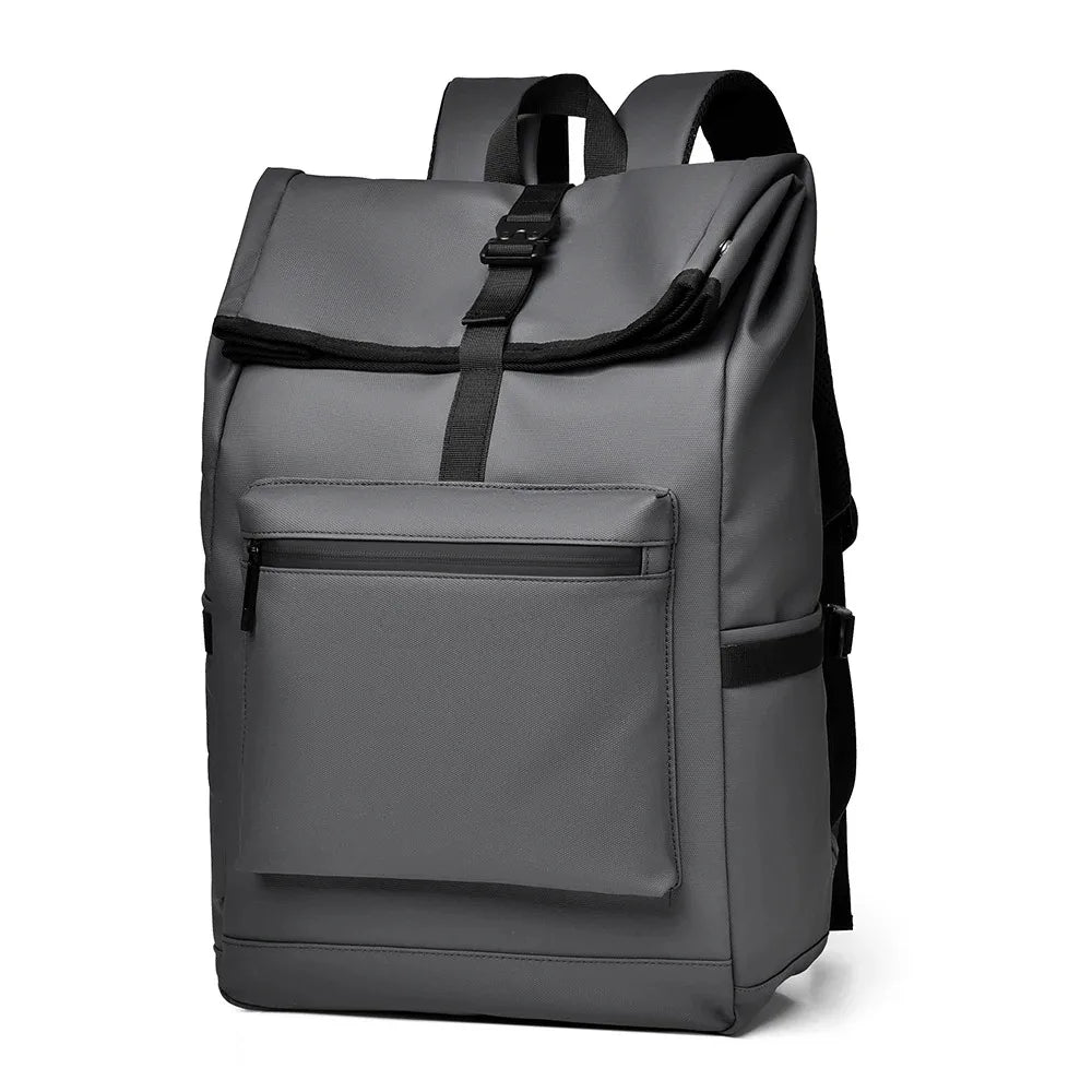 Volt | Geräumiger Laptop Rucksack für Herren Reisen 7