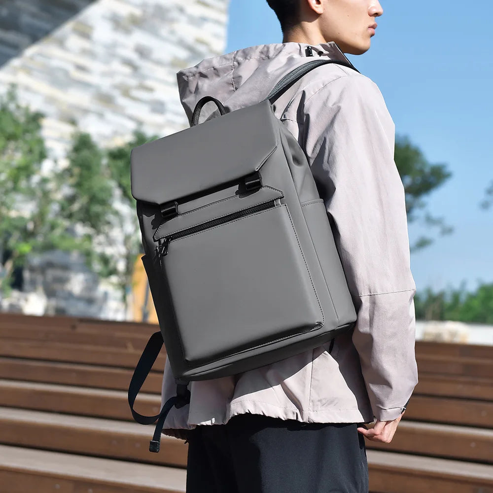 Volt | Multifunktionaler Laptop Rucksack für Herren Büro 1